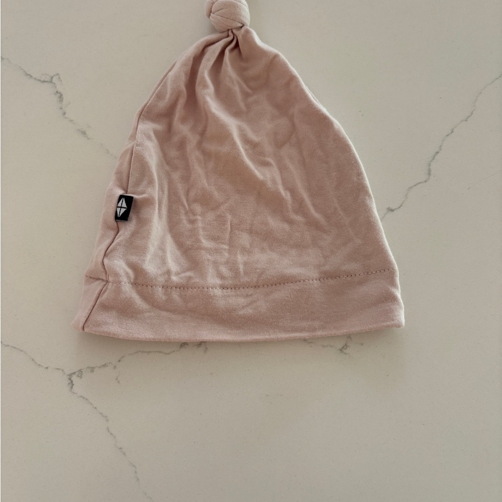KYTE baby Pink Knotted Beanie